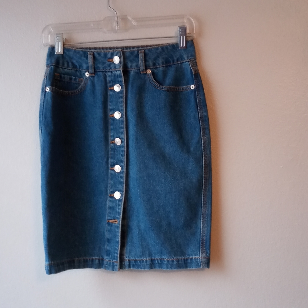 Forever 21 blue jeans skirt - Picture 1 of 7